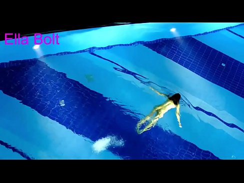 ❤️ Abdi teu tiasa ngeureunkeun nonton, pirang ngora bray ngojay buligir di ELLA bolt Resort kolam renang ❤ seks super dina pornosu.special-grasser.ru ☑